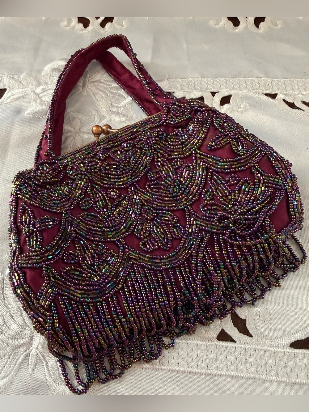 Vintage-Inspired La Regale Beaded Evening Bag in Deep Plum